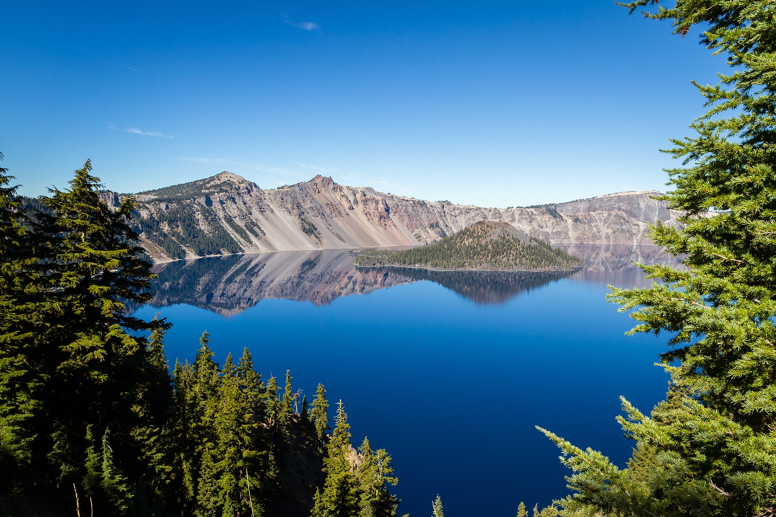  Crater Lake National Park 